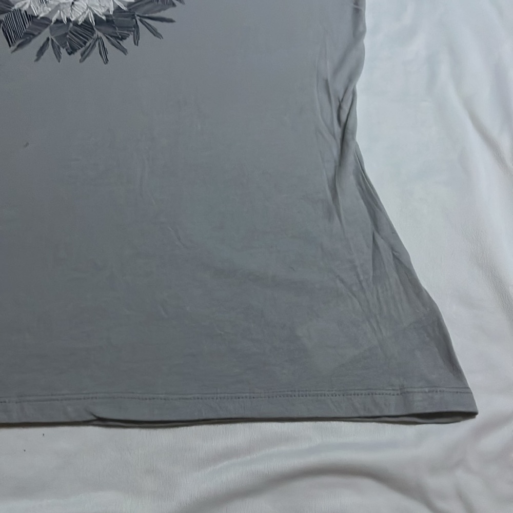 Columbia Short Sleeved Tshirt - Picture 3 of 9